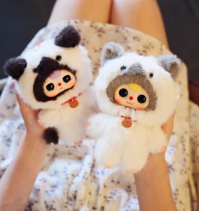 Baby three whose cat is this plush blind box