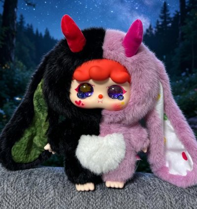 Migo 400% Give your world a cuddle plush blind box
